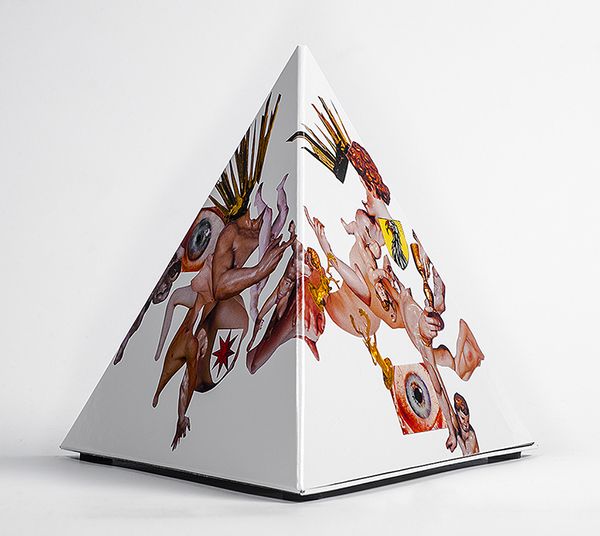 Custom Pyramid Boxes